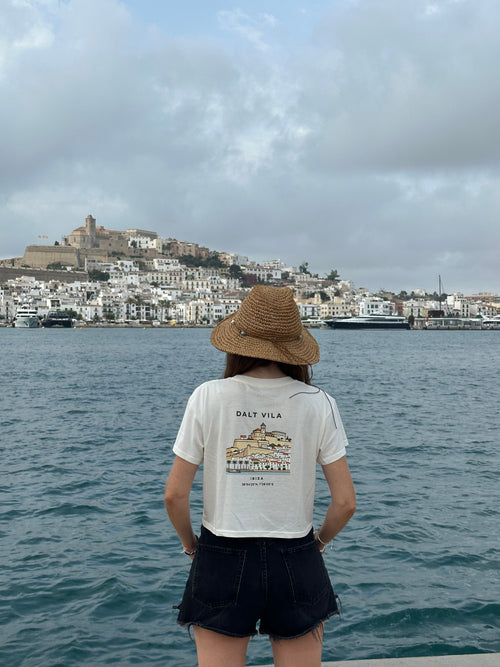 Camiseta Ibiza Dalt Vila (mujer) — Edición Limitada | IZENA
