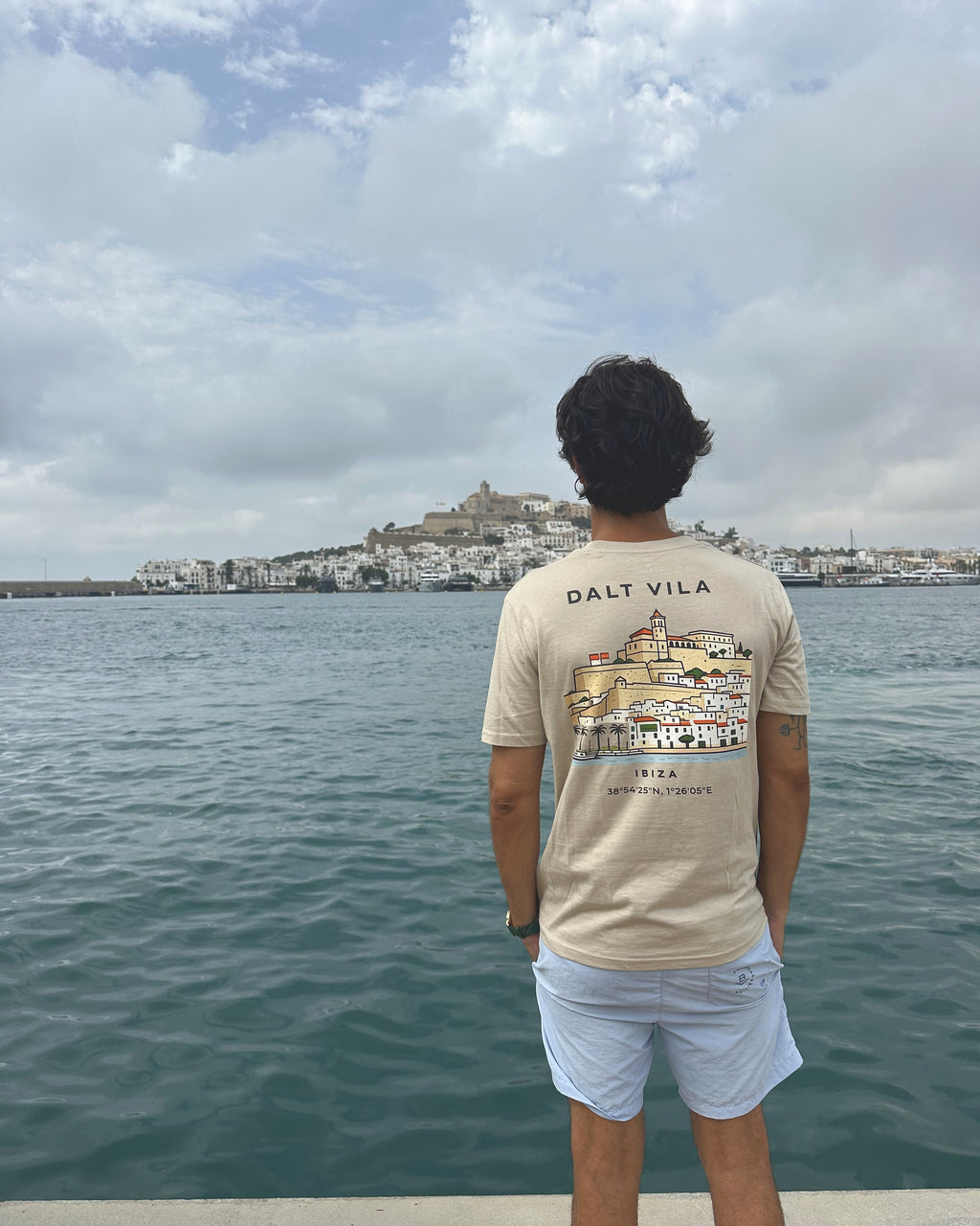 Camiseta Ibiza · Dalt Vila (hombre) — Edición Limitada