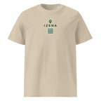 Camiseta IZENA Ibiza · Dalt Vila – en arena, de frente